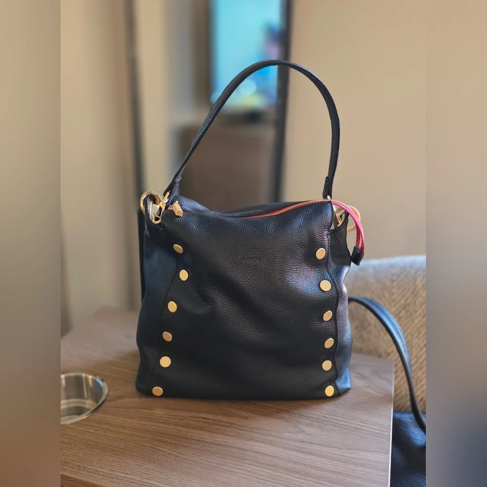 HAMMITT - Picture 2 of 10